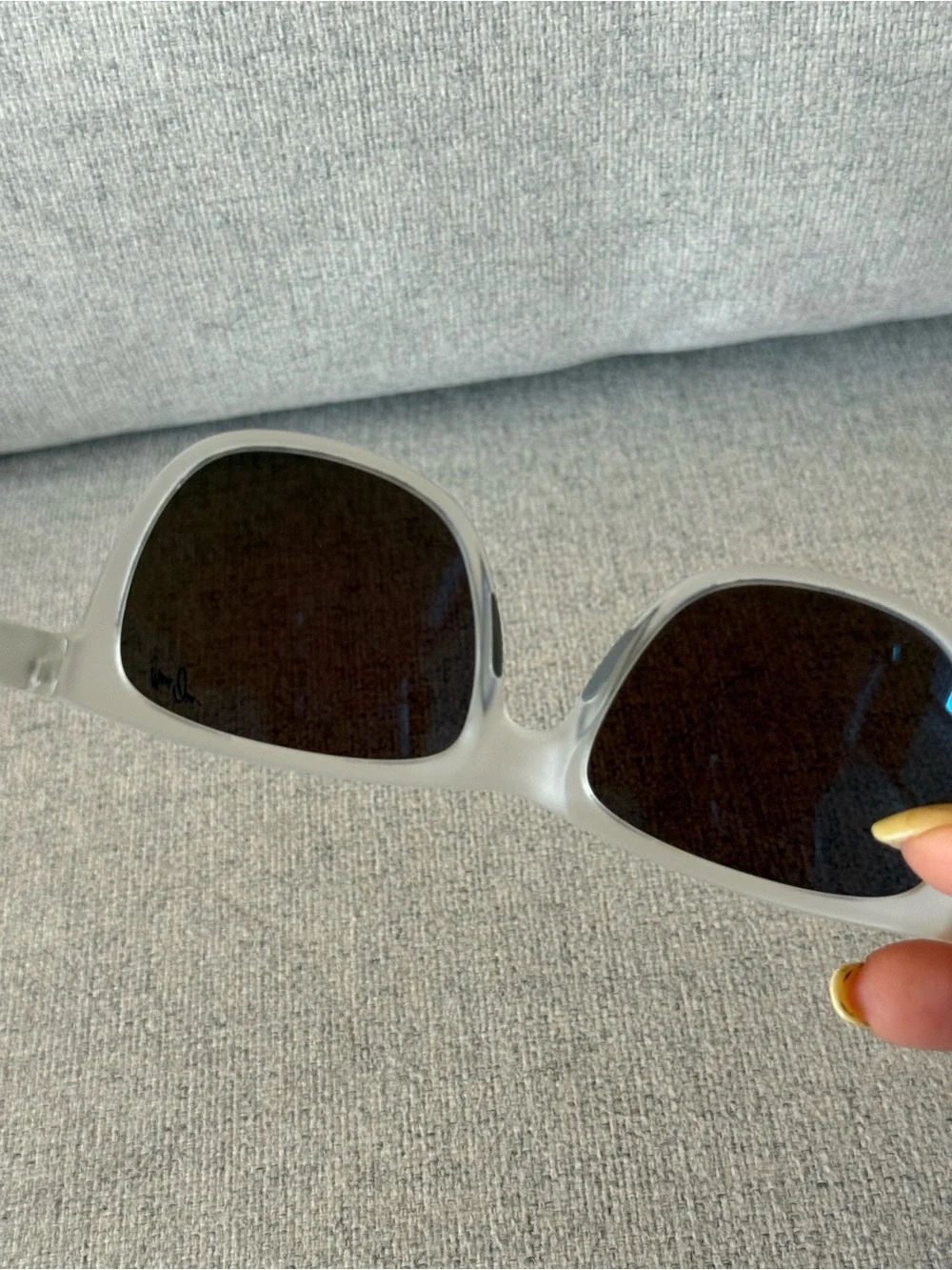 Maui Jim Tail Slide Frosted Crystal/Hawaii Blue Lens Unisex Sunglasses